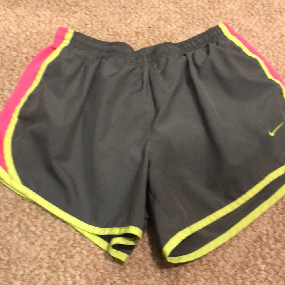 Girls Nike shorts lot